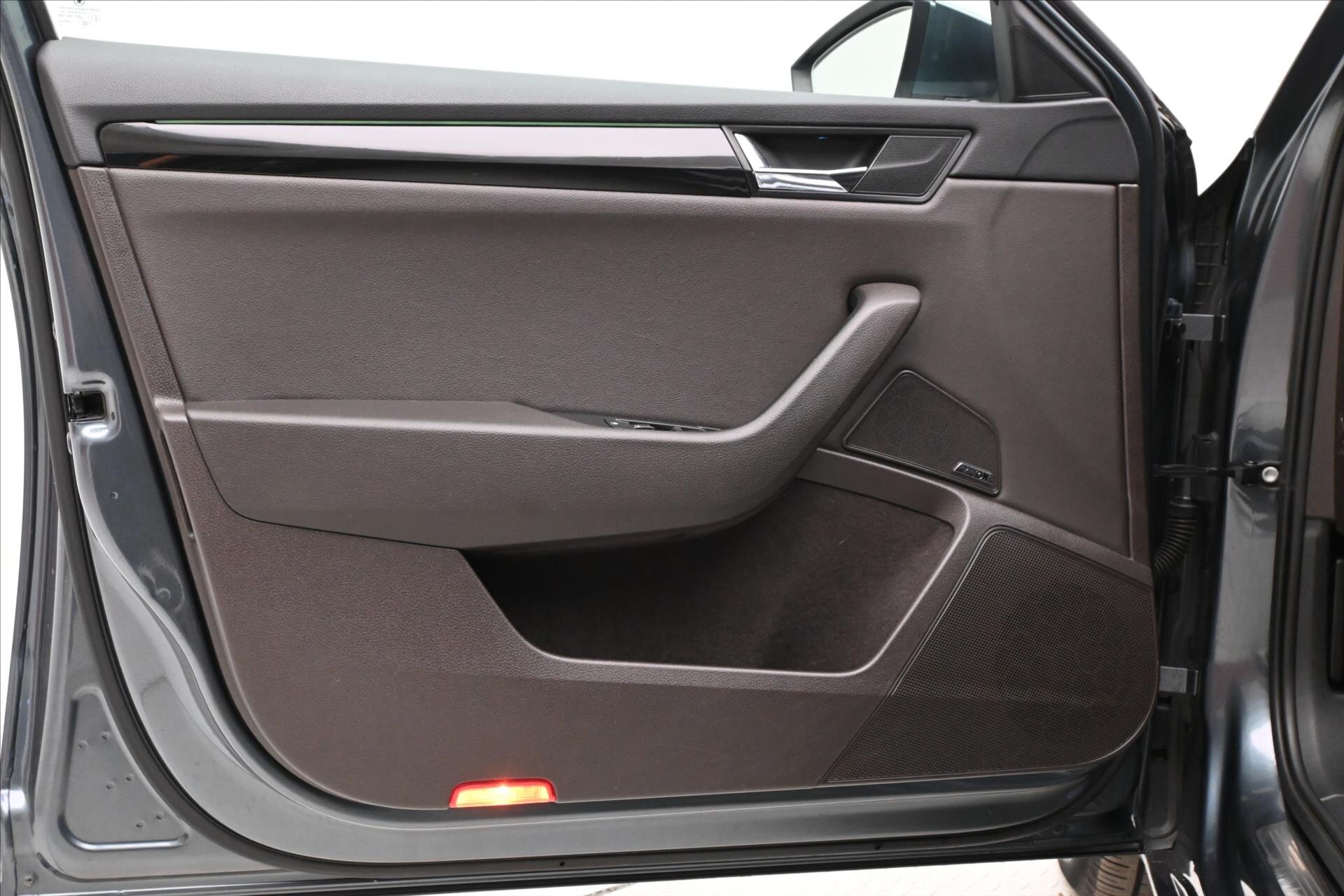 Škoda Superb Kombi 2,0 l 110 kw