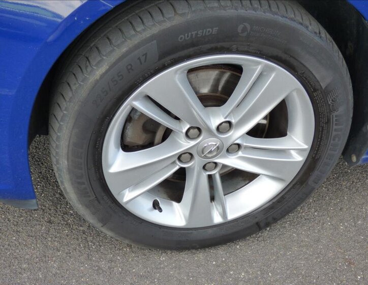 Opel Insignia Kombi 2,0 l 154 kw