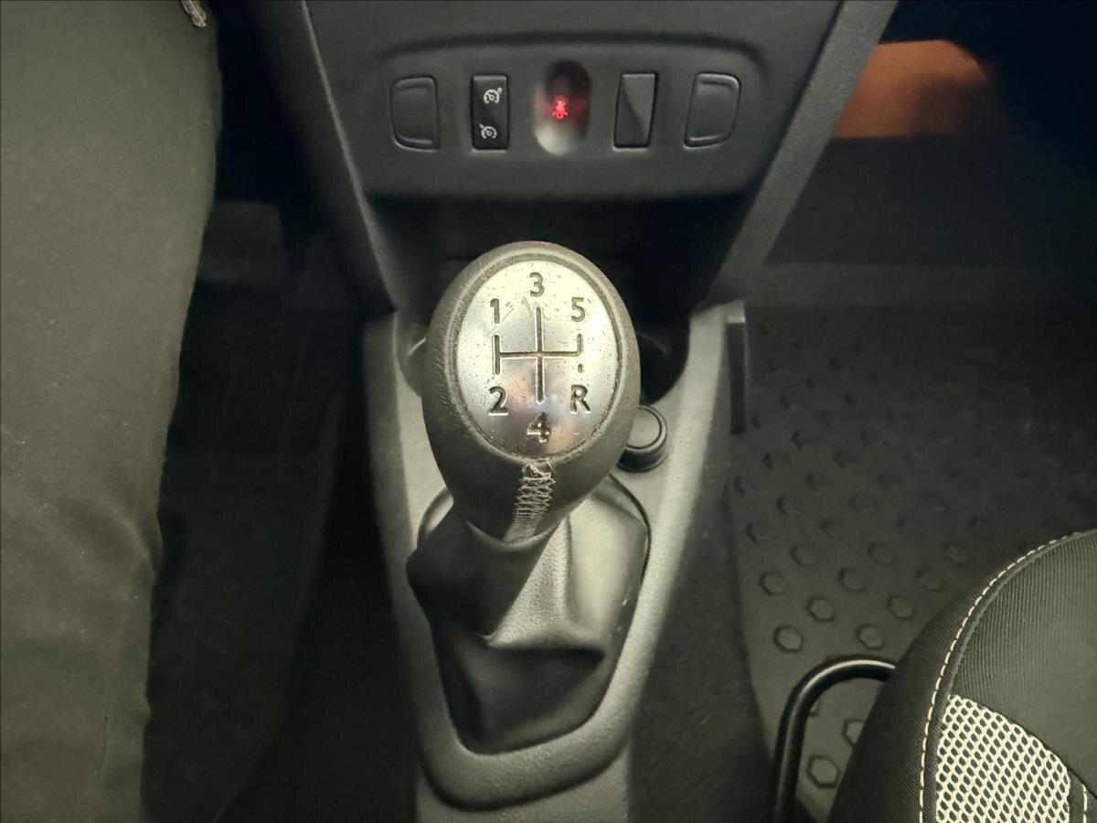 Dacia Logan Kombi 898,0 66 kw