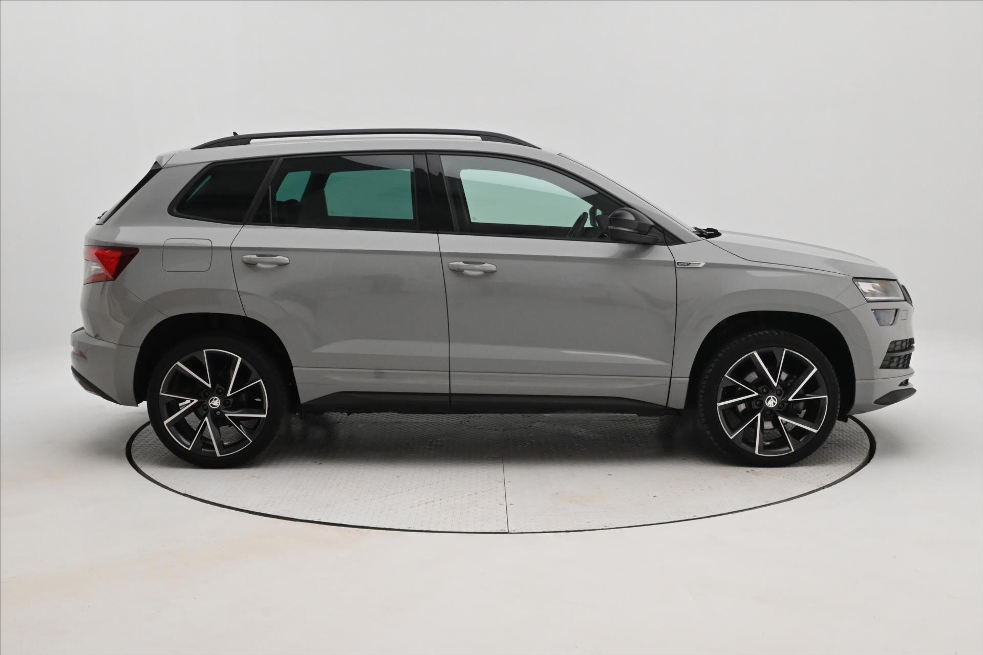 Škoda Karoq SUV / Terénní 1,5 l 110 kw