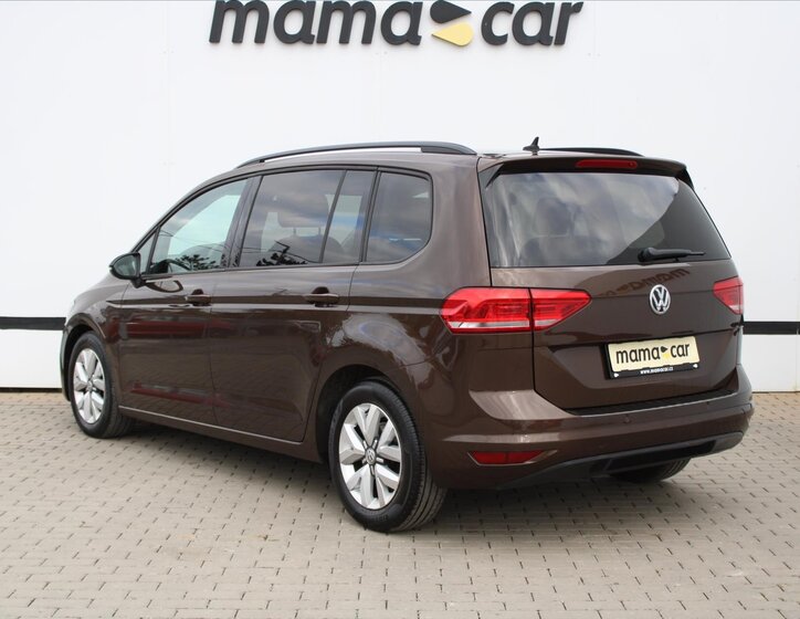 Volkswagen Touran 5