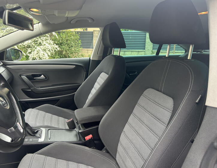 Volkswagen Passat CC 31