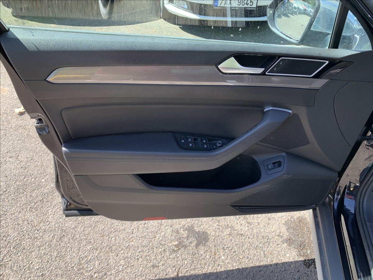 Volkswagen Passat Kombi 2,0 l 140 kw