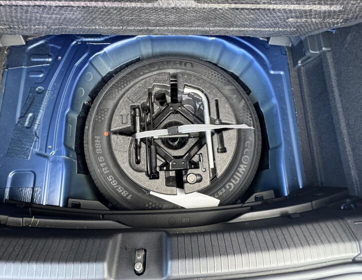 Volkswagen Polo Hatchback 999,0 70 kw