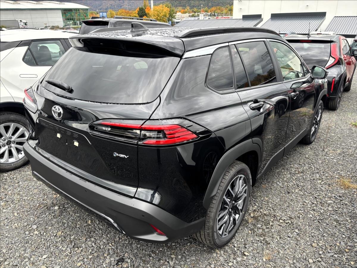 Toyota Corolla Cross SUV 1,8 l 103 kw
