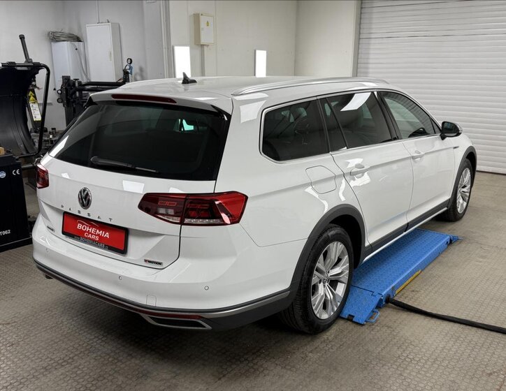 Volkswagen Passat Kombi 2,0 l 140 kw