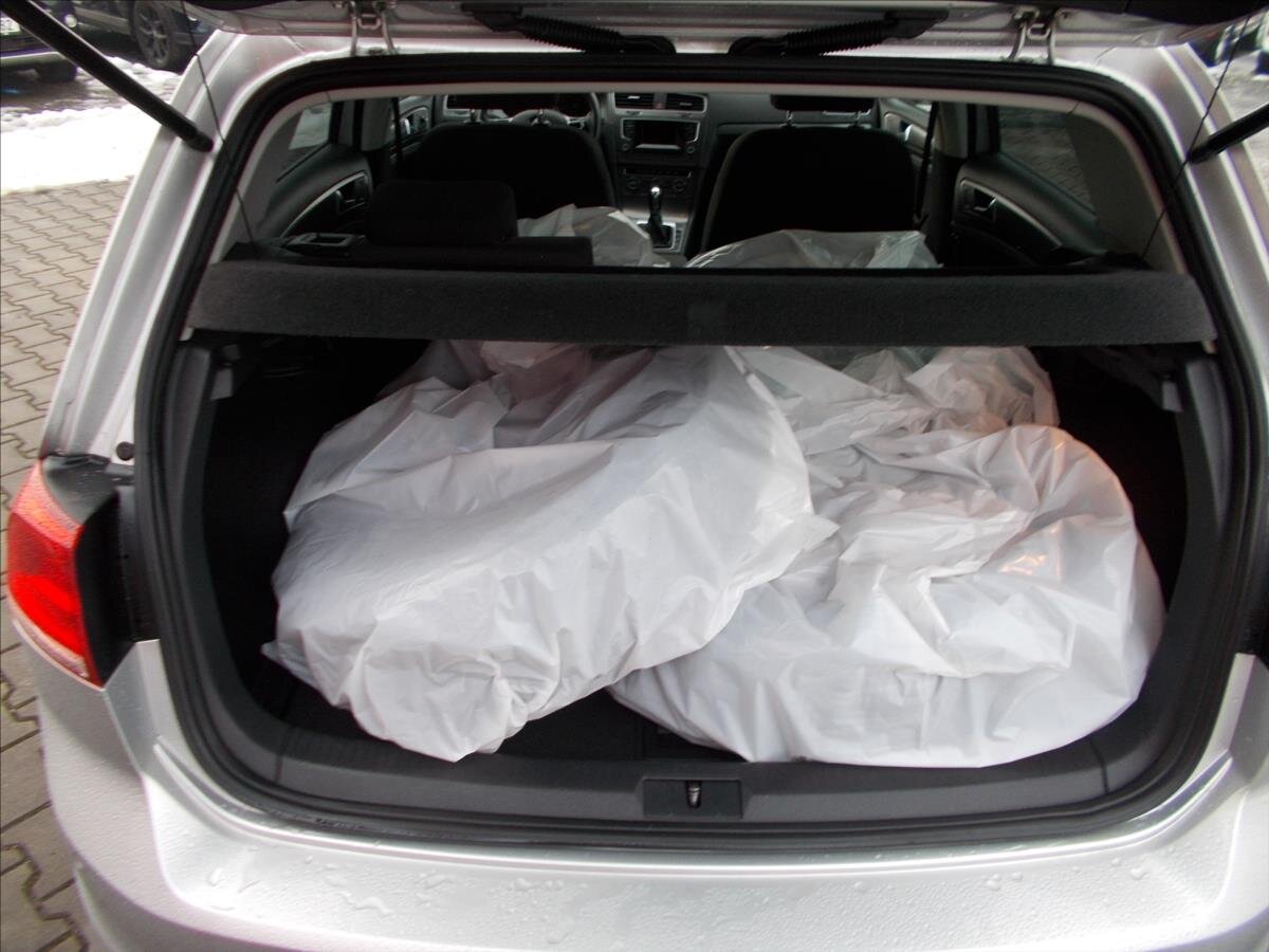 Volkswagen Golf Hatchback 1,6 l 77 kw