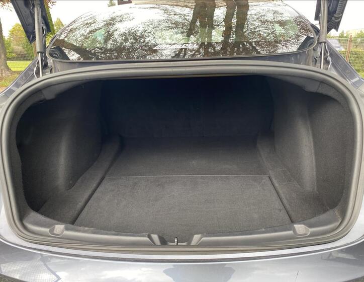 Tesla Model 3 38