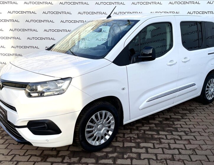 Toyota ProAce City Verso MPV 1,2 l 81 kw