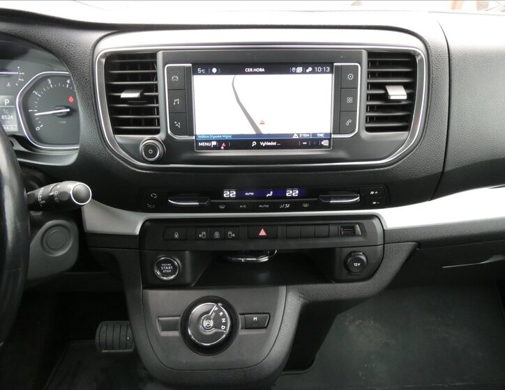 Peugeot Traveller MPV 2,0 l 130 kw