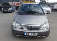 Mercedes-Benz Třídy A Hatchback 1,6 l 75 kw