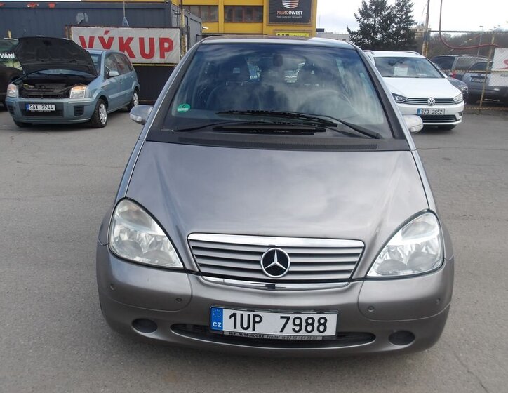 Mercedes-Benz Třídy A Hatchback 1,6 l 75 kw