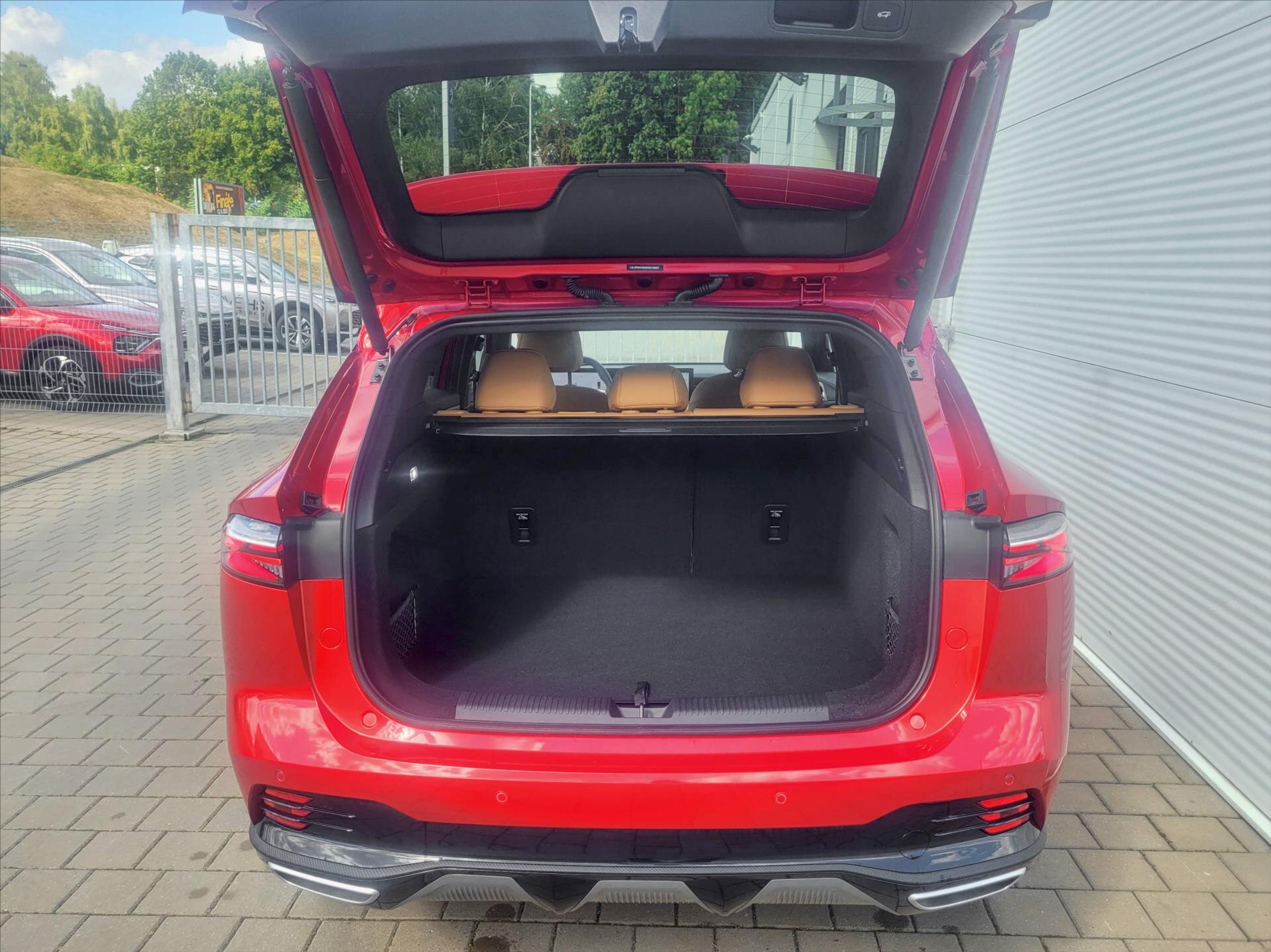 MG HS SUV / Terénní 1,5 l 125 kw