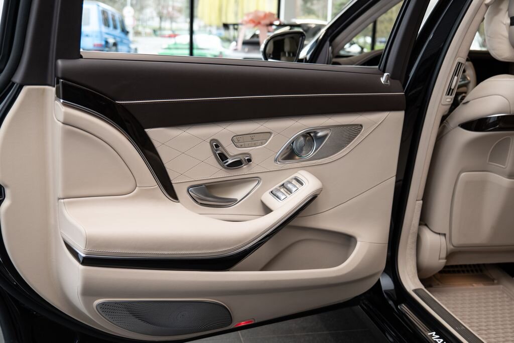 Mercedes-Benz Třídy S Sedan / Limuzína 4,0 l 345 kw