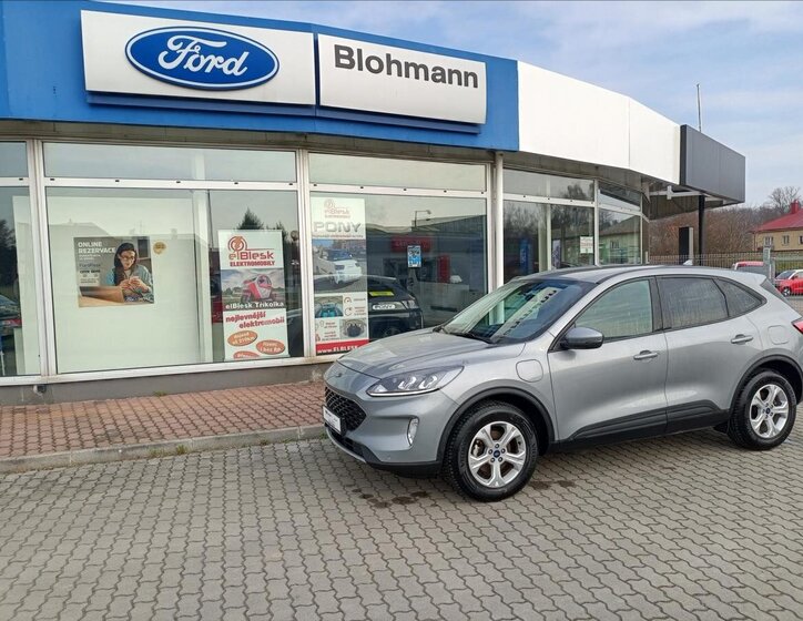 Ford Kuga SUV / Terénní 2,5 l 165 kw