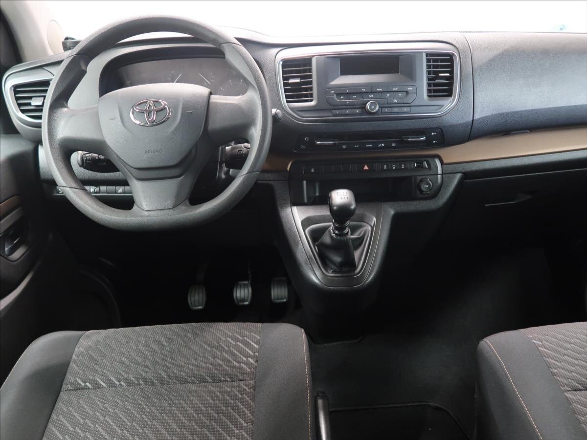 Toyota ProAce Verso Kombi 2,0 l 110 kw