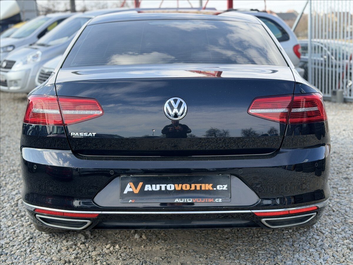 Volkswagen Passat Sedan / Limuzína 2,0 l 110 kw