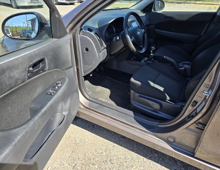 Hyundai i30 Hatchback 1,4 l 80 kw