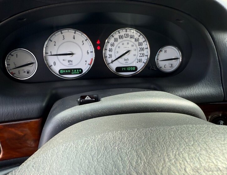 Chrysler 300M Sedan / Limuzína 3,5 l 185 kw