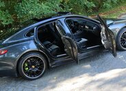 Porsche Panamera 64