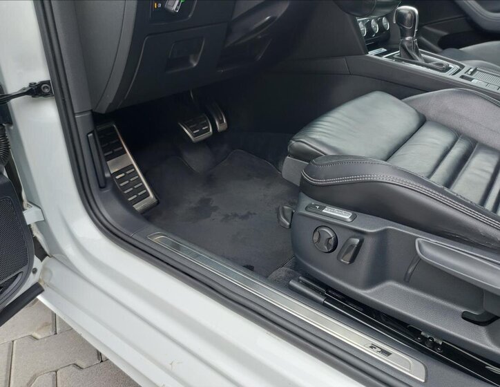 Volkswagen Passat 32