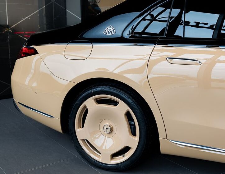 Mercedes-Benz Ostatní 12