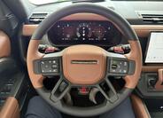 Land Rover Defender 38