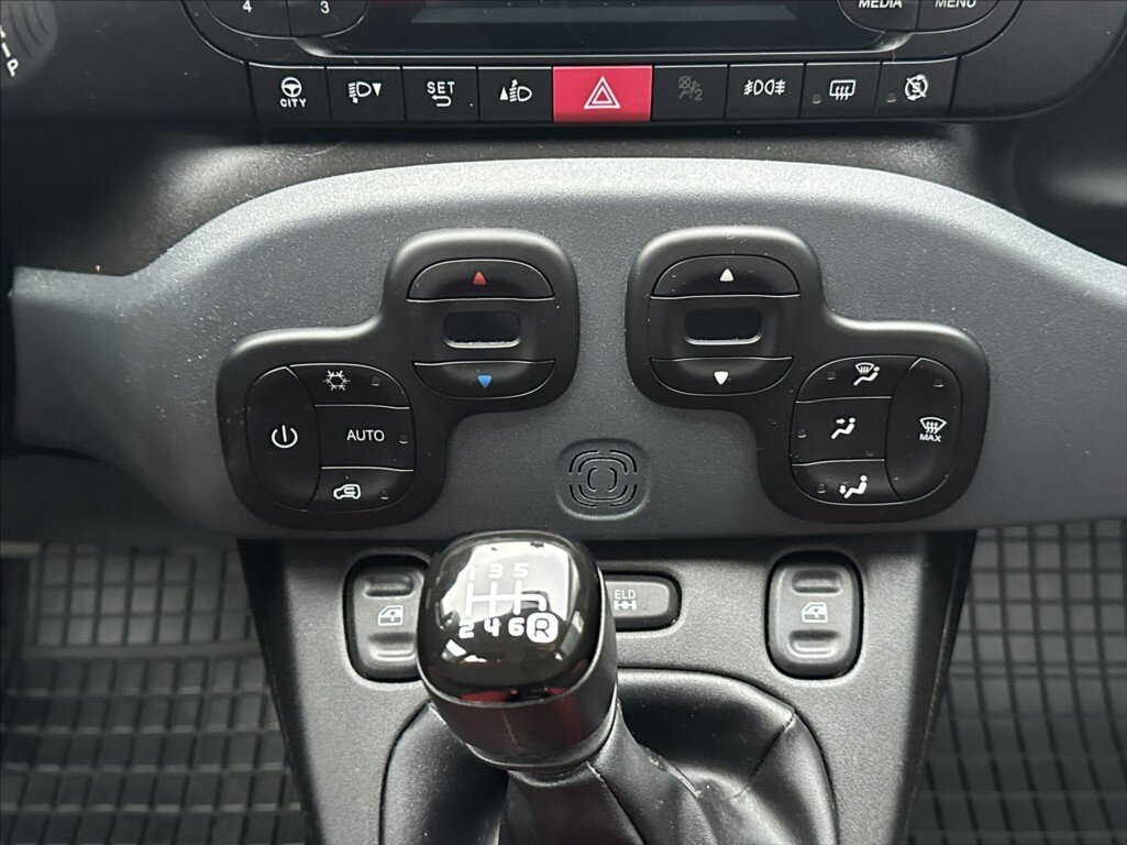 Fiat Panda Hatchback 875,0 63 kw