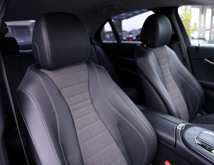 Mercedes-Benz Třídy E Sedan 2,0 l 143 kw