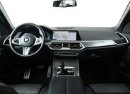 BMW X5 8