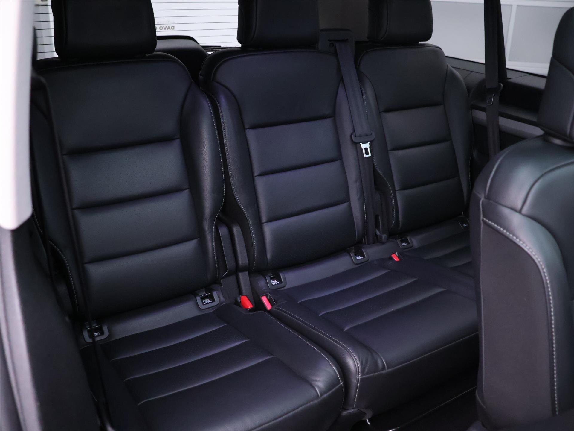 Citroën SpaceTourer Kombi 2,0 l 130 kw