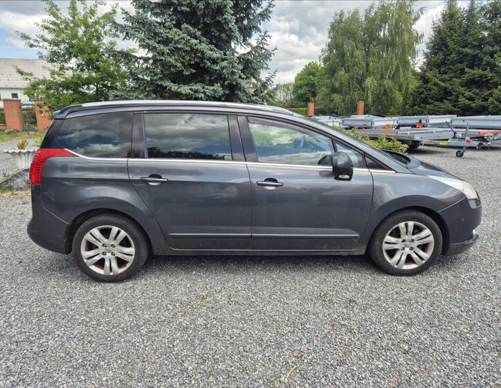 Peugeot 5008 Kombi 1,6 l 115 kw