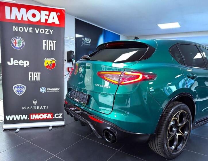 Alfa Romeo Stelvio 5