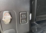 Land Rover Defender SUV / Terénní 3,0 l 221 kw