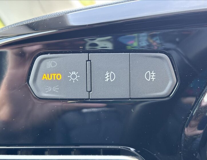 Ford Tourneo Connect MPV 1,5 l 110 kw