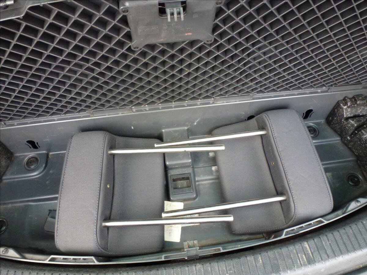 Volkswagen Touran Kombi 2,0 l 100 kw