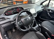 Peugeot 208 Hatchback 1,4 l 70 kw