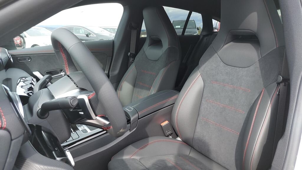 Mercedes-Benz CLA Kombi 1,3 l 120 kw