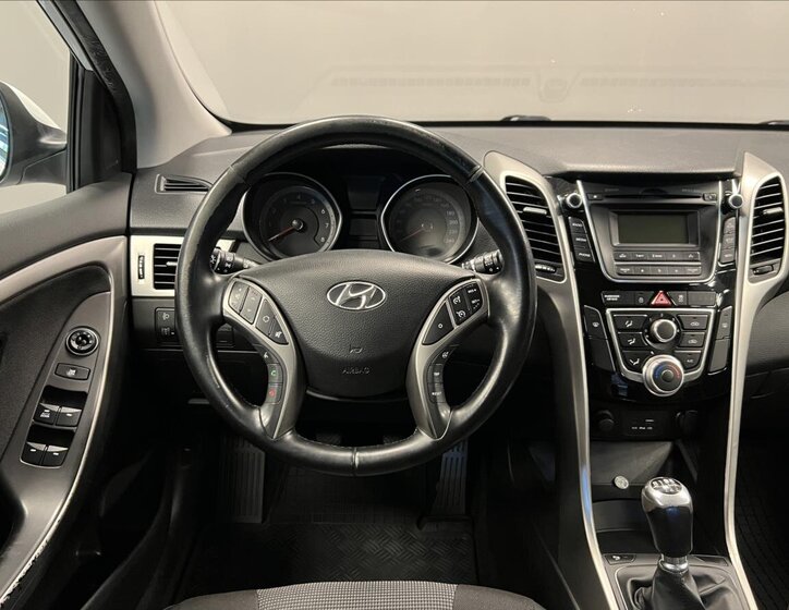 Hyundai i30 5
