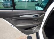 Opel Insignia Hatchback 2,0 l 125 kw