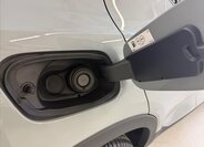 Volvo XC40 SUV / Terénní 2,0 l 120 kw