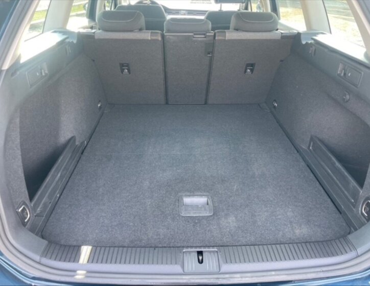 Volkswagen Passat Kombi 1,5 l 110 kw