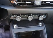 Citroën C4 X Sedan / Limuzína 1,2 l 96 kw