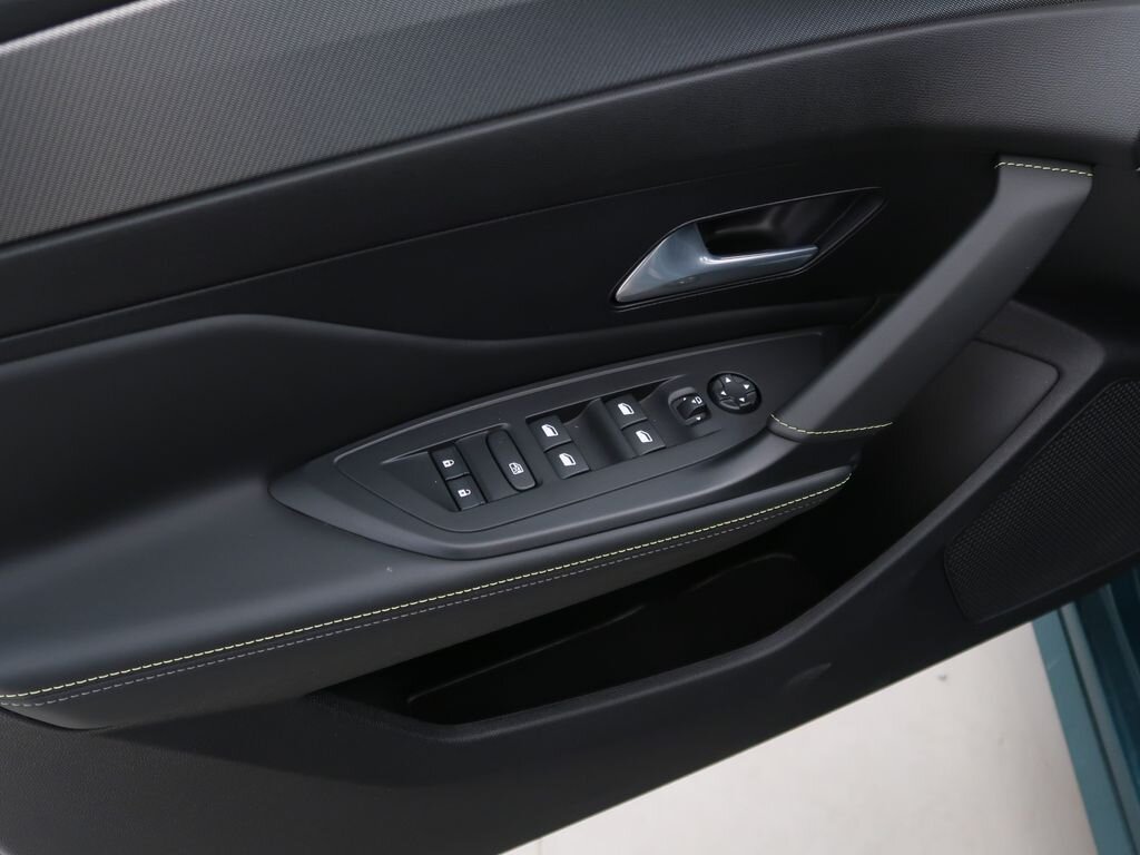 Peugeot 308 Kombi 1,2 l 100 kw