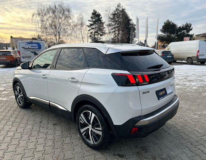 Peugeot 3008 SUV 1,5 l 96 kw