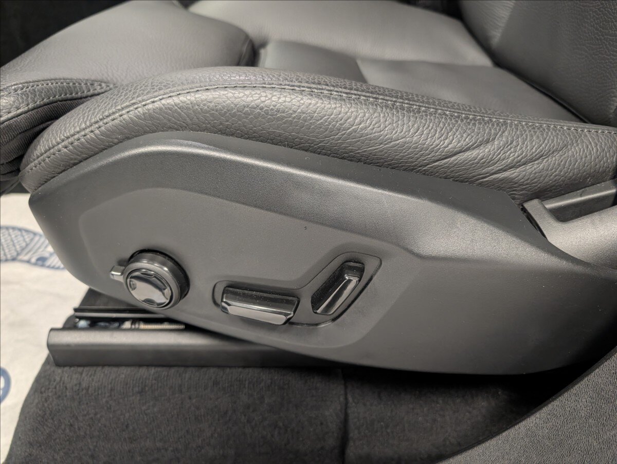 Volvo XC90 Ostatní 2,0 l 335 kw