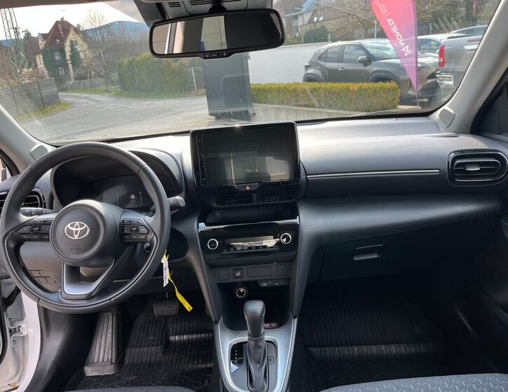 Toyota Yaris Cross SUV / Terénní 1,5 l 68 kw