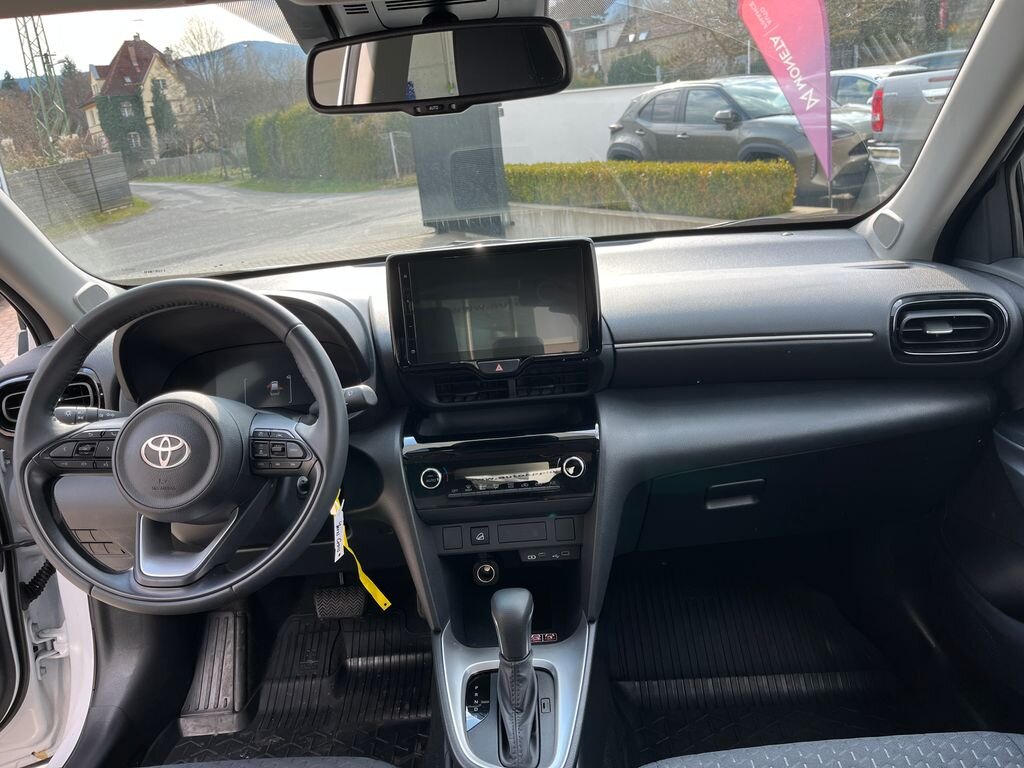 Toyota Yaris Cross SUV / Terénní 1,5 l 68 kw