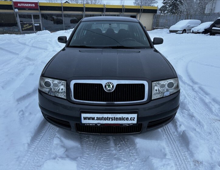 Škoda Superb Sedan 2,0 l 103 kw