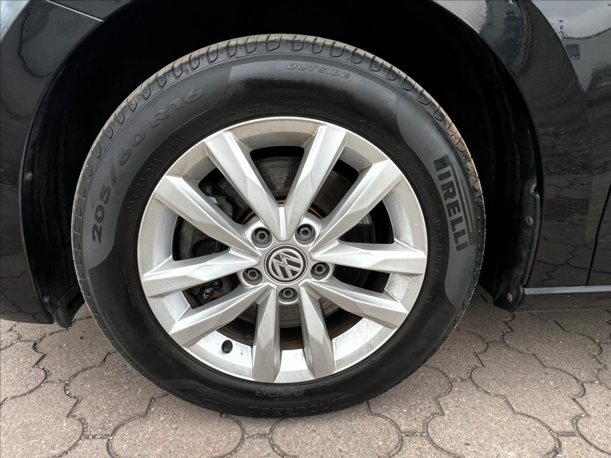 Volkswagen Touran Kombi 1,6 l 85 kw